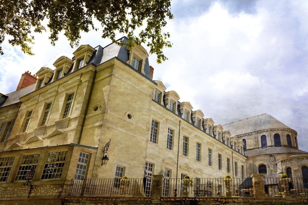 Grand Hotel De L'Abbaye Beaugency Exterior foto